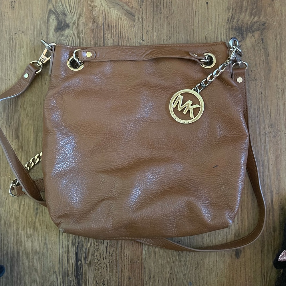 Michael Kors crossbody with chain